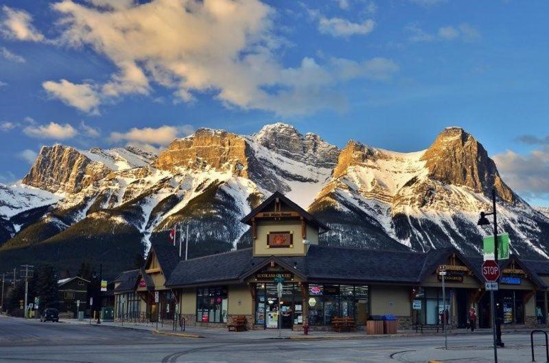 Cascade Penthouse By Canadian Rockies Vacation Rentals Canmore Luaran gambar