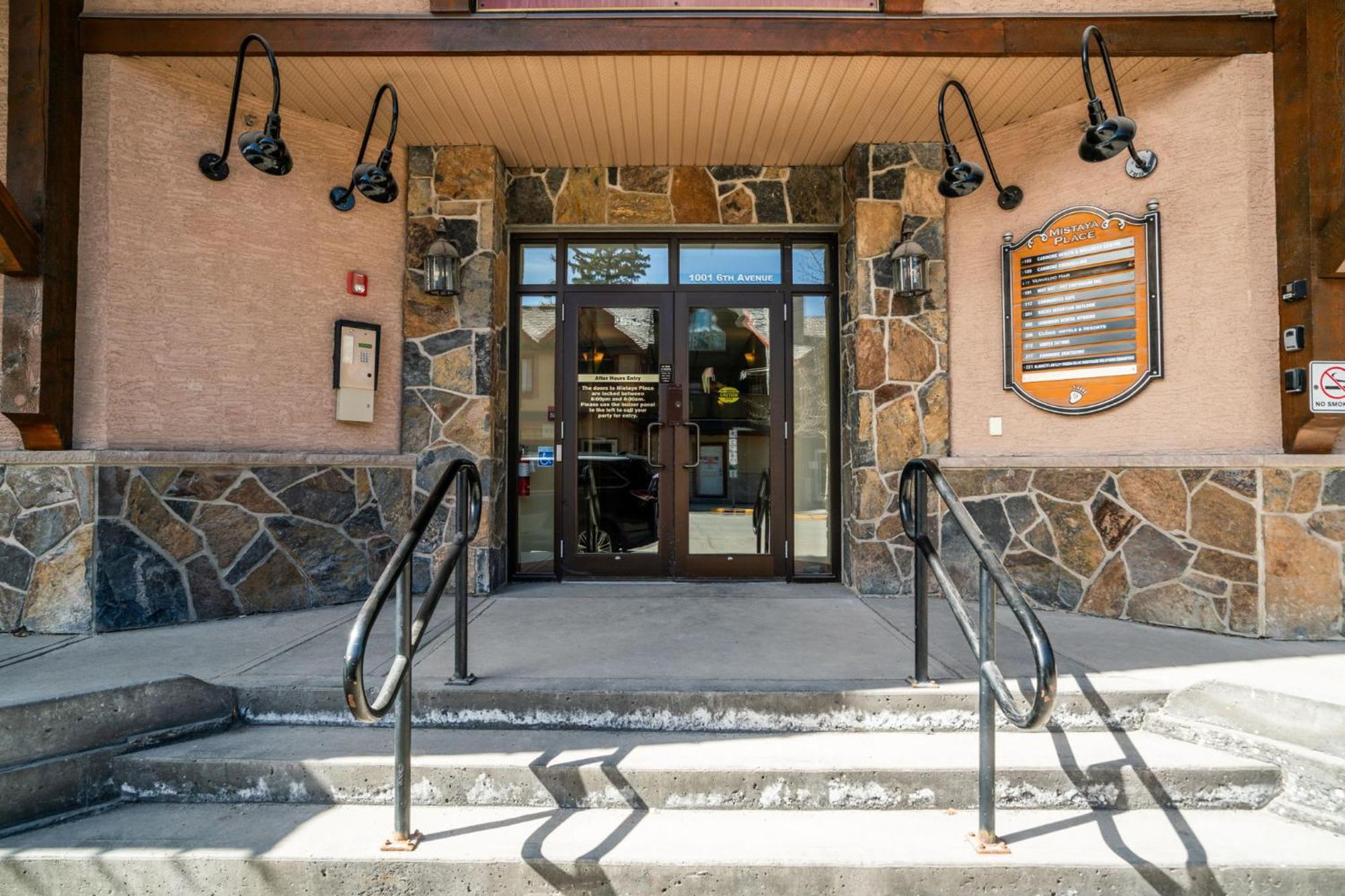 Cascade Penthouse By Canadian Rockies Vacation Rentals Canmore Luaran gambar
