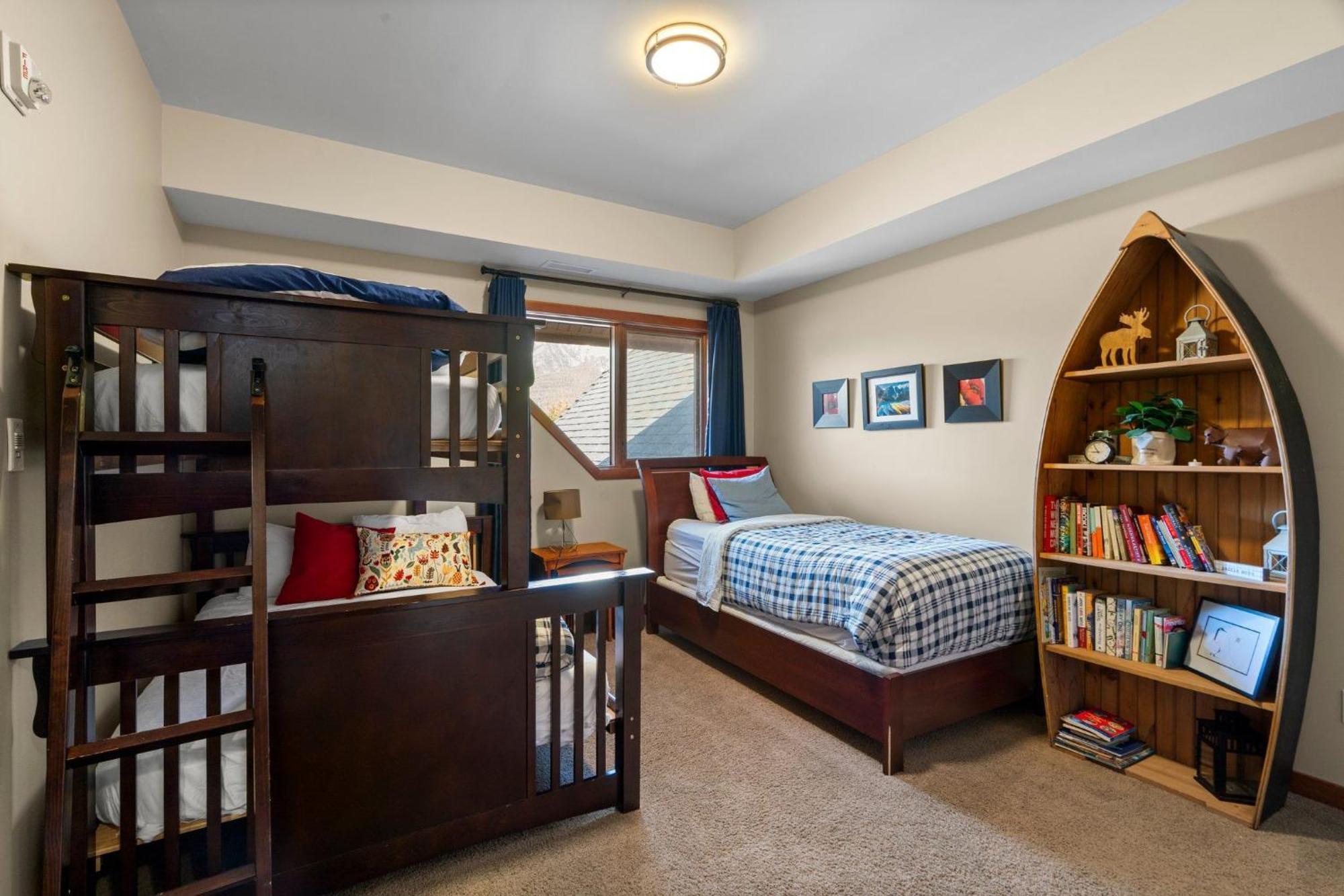 Cascade Penthouse By Canadian Rockies Vacation Rentals Canmore Luaran gambar